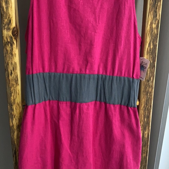 Brand new with tags linen dress with empire waste - Picture 3 of 5